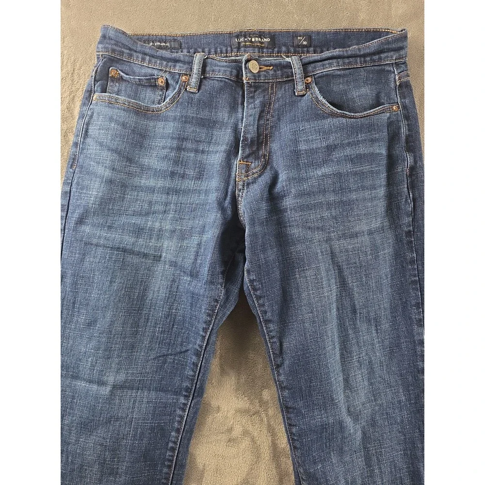 Lucky Brand 221 Straight Blue Jeans Men's Size 33x30 MSR (34×30) Whiskers